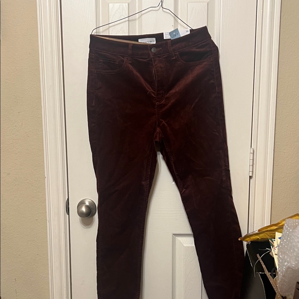 LOFT Curvy fit, high rise Deep Red Velour Skinny Pants